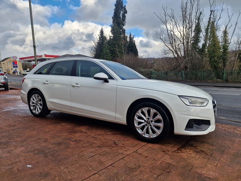 Audi 2.0 TDI 35 Technik Estate 5dr Diesel S Tronic Euro 6 (s/s) (163 ps)