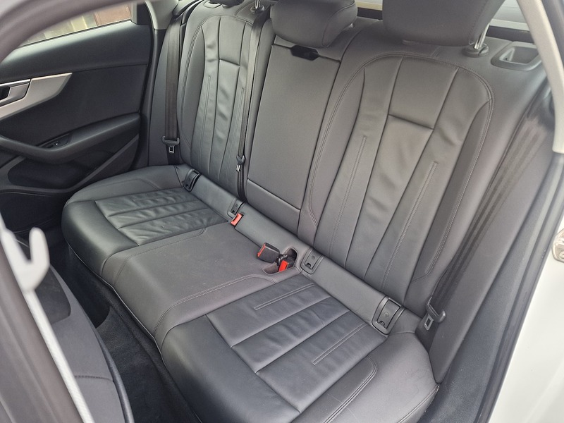 Audi 2.0 TDI 35 Technik Estate 5dr Diesel S Tronic Euro 6 (s/s) (163 ps)