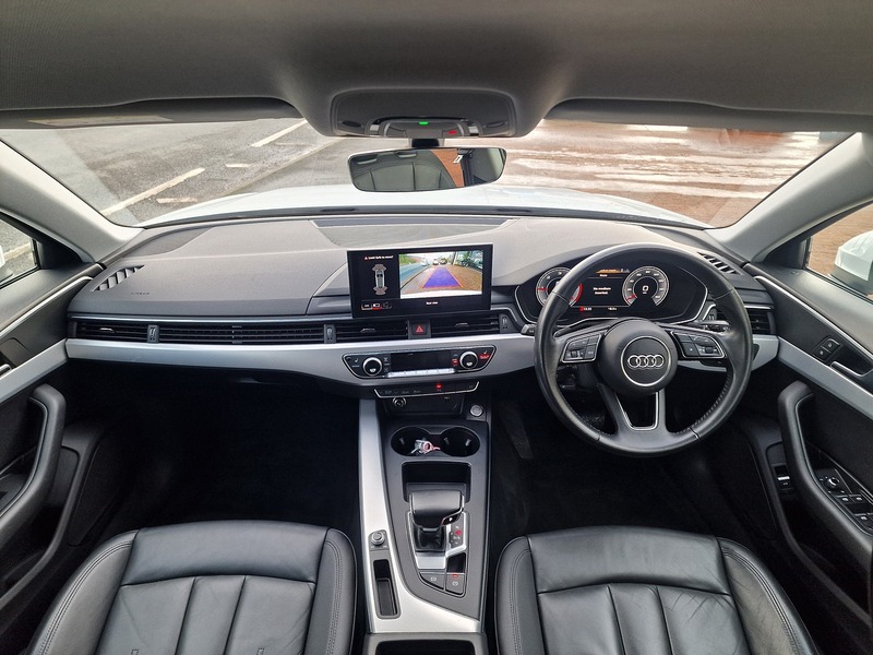 Audi 2.0 TDI 35 Technik Estate 5dr Diesel S Tronic Euro 6 (s/s) (163 ps)