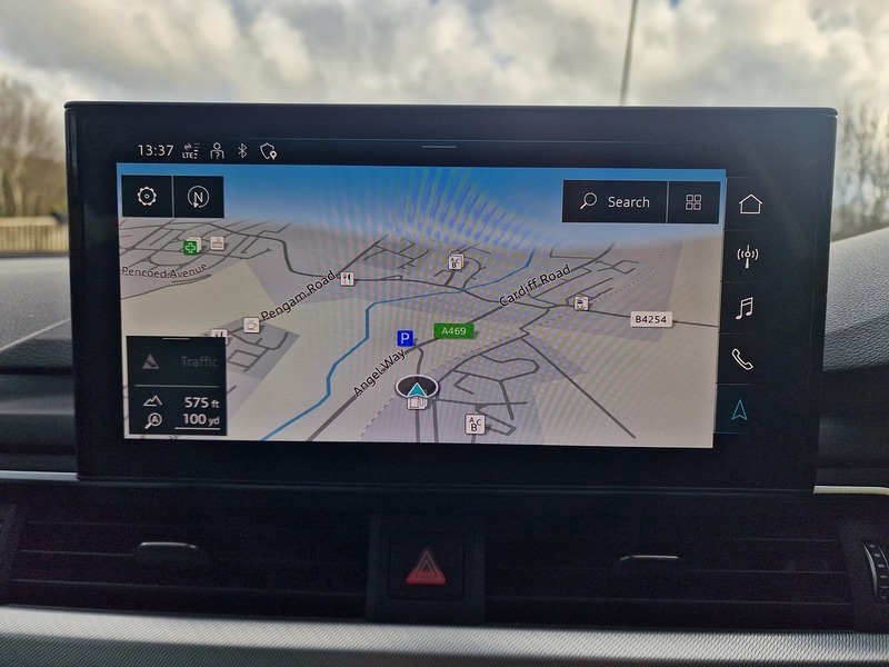 Audi 2.0 TDI 35 Technik Estate 5dr Diesel S Tronic Euro 6 (s/s) (163 ps)