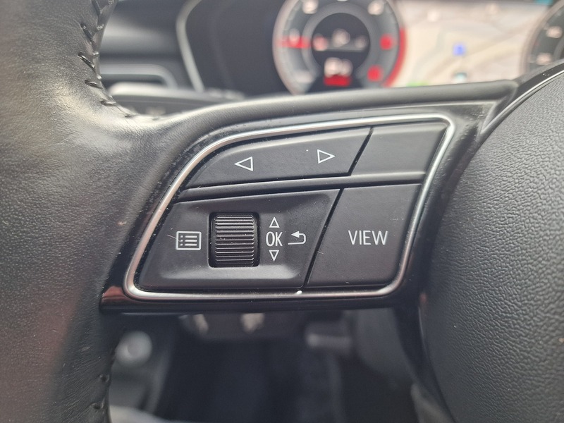 Audi 2.0 TDI 35 Technik Estate 5dr Diesel S Tronic Euro 6 (s/s) (163 ps)