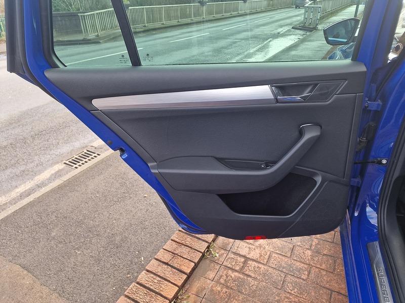 Skoda 2.0 TDI SE Technology Estate 5dr Diesel DSG Euro 6 (s/s) (150 ps)