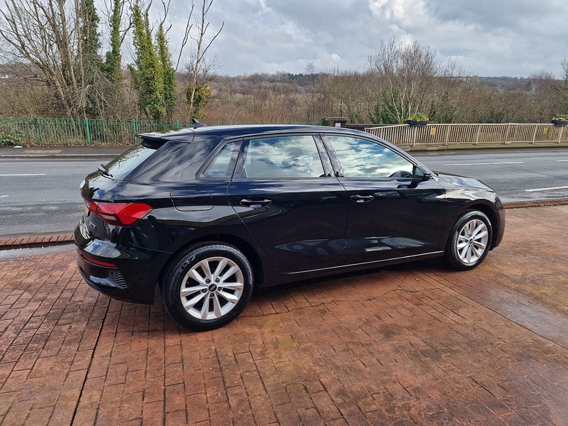 Audi 2.0 TDI 30 Technik Sportback 5dr Diesel Manual Euro 6 (s/s) (116 ps)