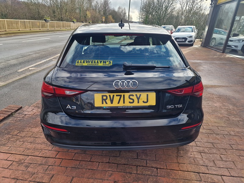 Audi 2.0 TDI 30 Technik Sportback 5dr Diesel Manual Euro 6 (s/s) (116 ps)