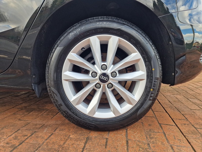 Audi 2.0 TDI 30 Technik Sportback 5dr Diesel Manual Euro 6 (s/s) (116 ps)