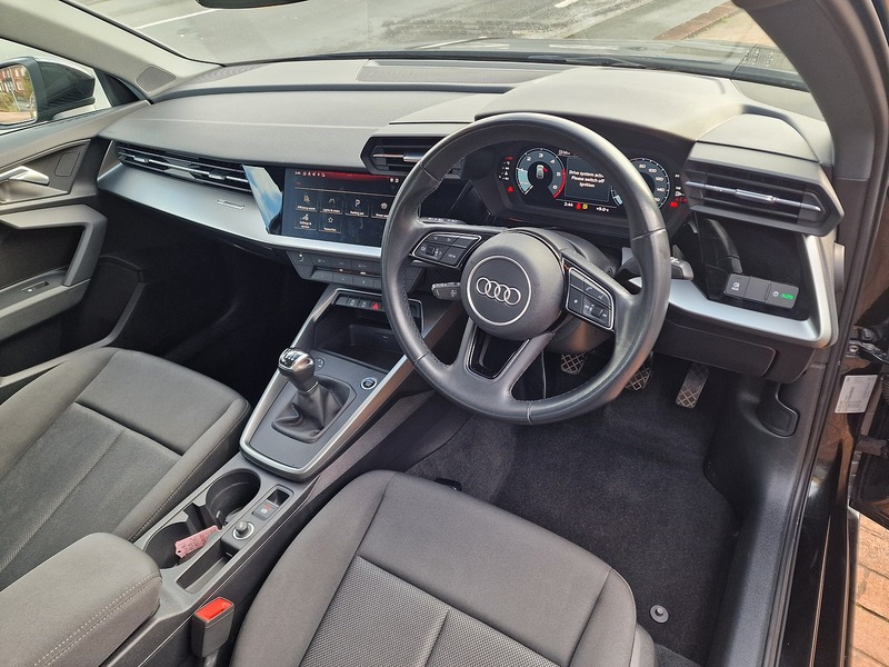 Audi 2.0 TDI 30 Technik Sportback 5dr Diesel Manual Euro 6 (s/s) (116 ps)