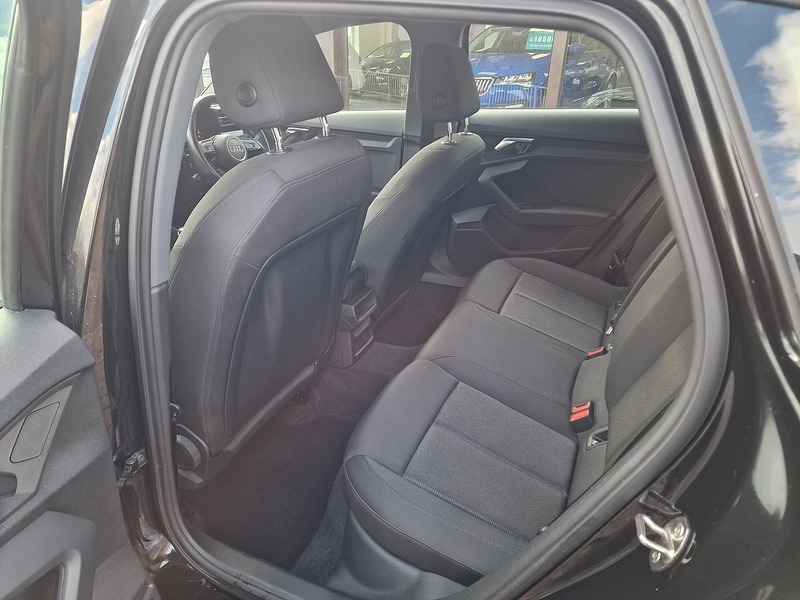 Audi 2.0 TDI 30 Technik Sportback 5dr Diesel Manual Euro 6 (s/s) (116 ps)