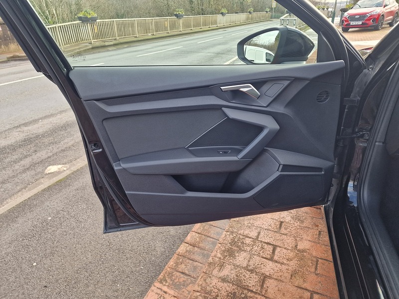 Audi 2.0 TDI 30 Technik Sportback 5dr Diesel Manual Euro 6 (s/s) (116 ps)