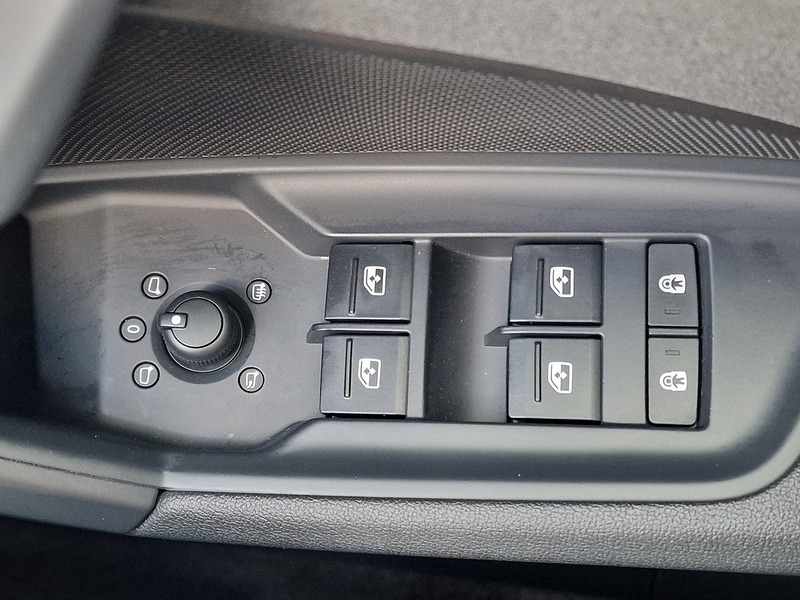 Audi 2.0 TDI 30 Technik Sportback 5dr Diesel Manual Euro 6 (s/s) (116 ps)