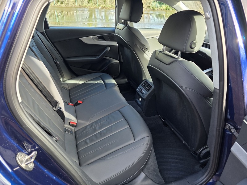 Audi 2.0 TDI 30 Sport Saloon 4dr Diesel S Tronic Euro 6 (s/s) (136 ps)