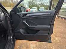 Volkswagen T-Roc TDI EVO SEL 