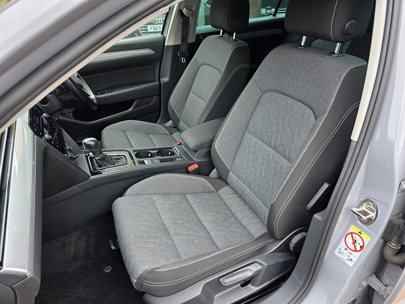 Volkswagen 2.0 TDI EVO SE Nav Estate 5dr Diesel DSG Euro 6 (s/s) (150 ps)
