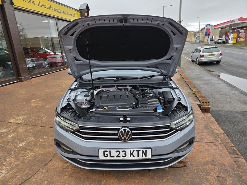 Volkswagen 2.0 TDI EVO SE Nav Estate 5dr Diesel DSG Euro 6 (s/s) (150 ps)
