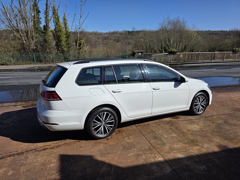 Volkswagen 1.6 TDI SE Estate 5dr Diesel Manual Euro 6 (s/s) (115 ps)
