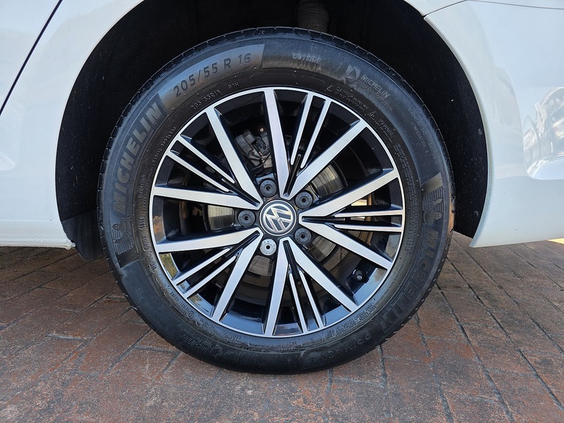 Volkswagen 1.6 TDI SE Estate 5dr Diesel Manual Euro 6 (s/s) (115 ps)