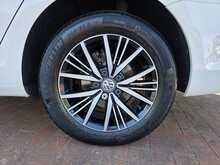 Volkswagen Golf TDI SE 