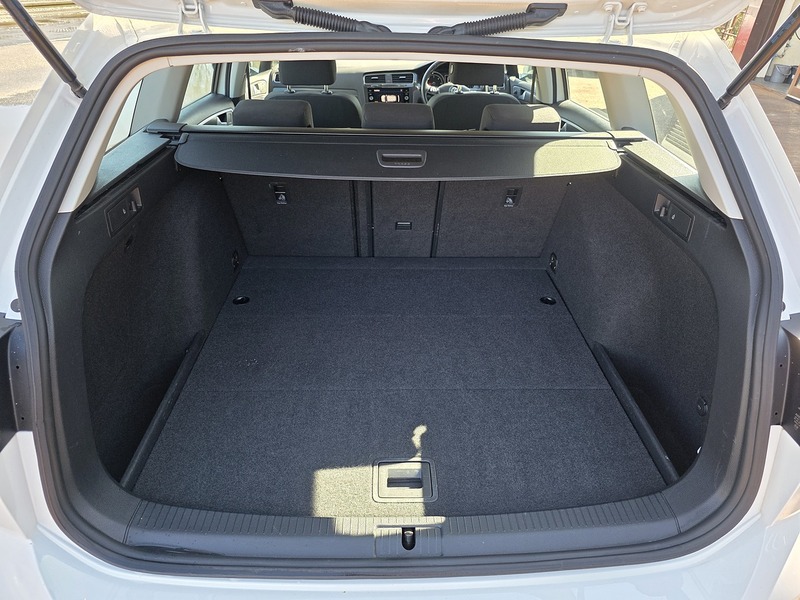 Volkswagen 1.6 TDI SE Estate 5dr Diesel Manual Euro 6 (s/s) (115 ps)