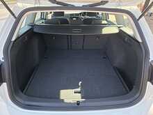 Volkswagen Golf TDI SE 