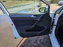 Volkswagen Golf TDI SE 