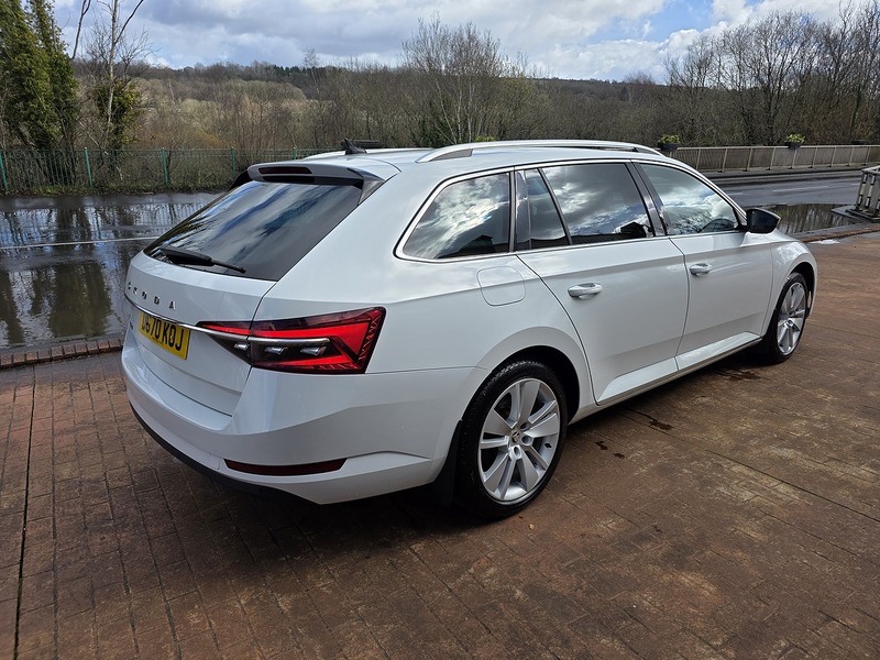 Skoda 2.0 TDI SE L Estate 5dr Diesel DSG Euro 6 (s/s) (150 ps)