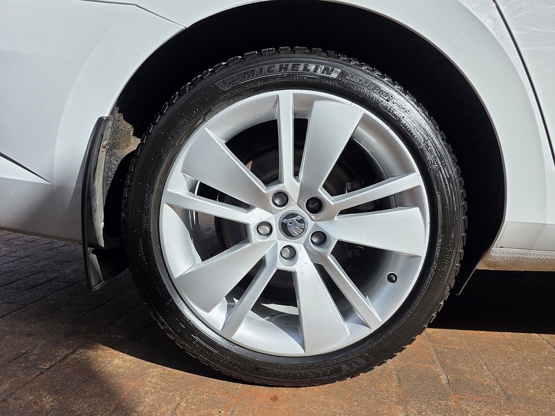 Skoda 2.0 TDI SE L Estate 5dr Diesel DSG Euro 6 (s/s) (150 ps)