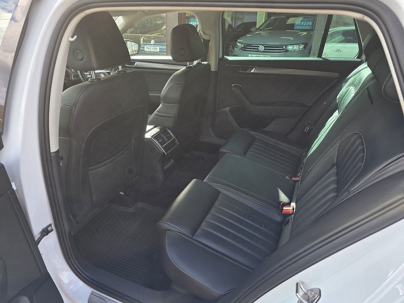 Skoda 2.0 TDI SE L Estate 5dr Diesel DSG Euro 6 (s/s) (150 ps)