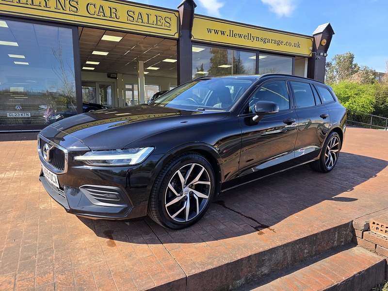 Volvo 2.0 D4 Momentum Estate 5dr Diesel Auto Euro 6 (s/s) (190 ps)