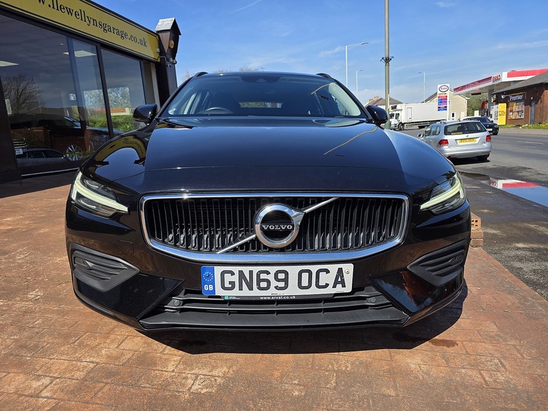 Volvo 2.0 D4 Momentum Estate 5dr Diesel Auto Euro 6 (s/s) (190 ps)