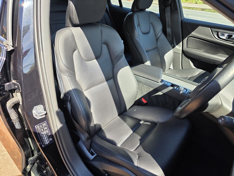 Volvo 2.0 D4 Momentum Estate 5dr Diesel Auto Euro 6 (s/s) (190 ps)