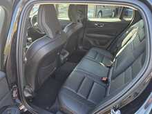 Volvo V60 D4 Momentum 