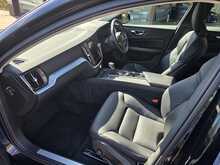 Volvo V60 D4 Momentum 
