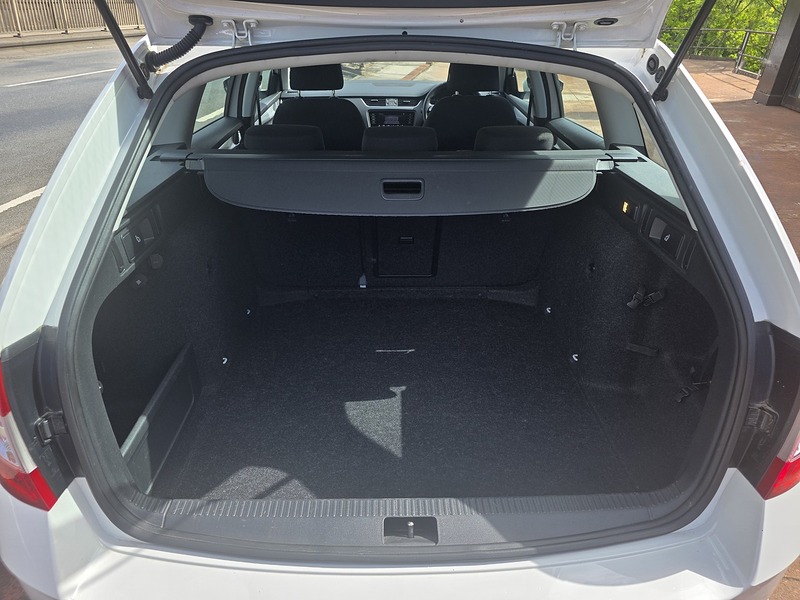 Skoda Octavia TDI SE Technology - U3651