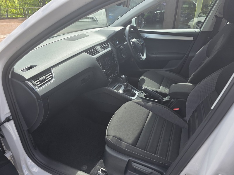 Skoda Octavia TDI SE Technology - U3651