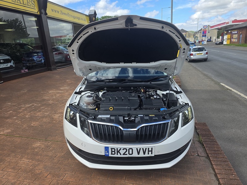 Skoda Octavia TDI SE Technology - U3651