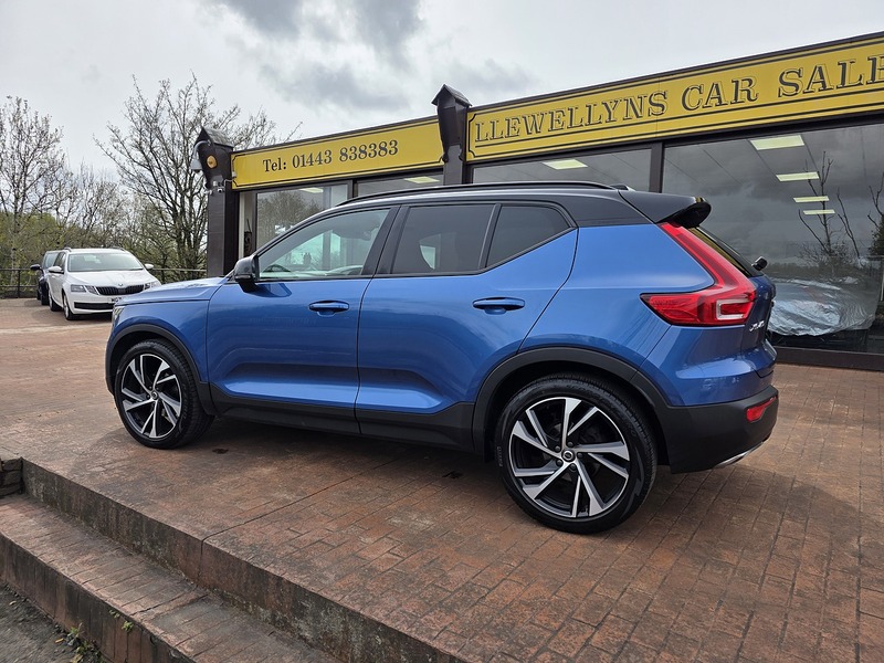 Volvo XC40 D3 R-Design Pro - U3657