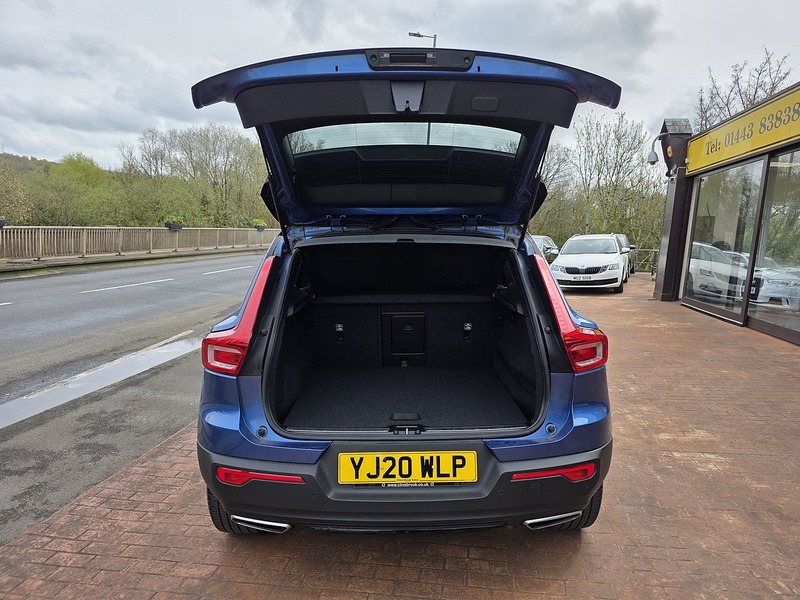 Volvo XC40 D3 R-Design Pro - U3657