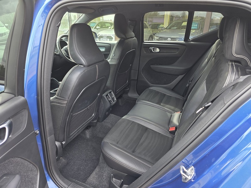 Volvo XC40 D3 R-Design Pro - U3657