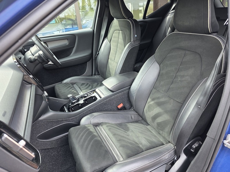 Volvo XC40 D3 R-Design Pro - U3657
