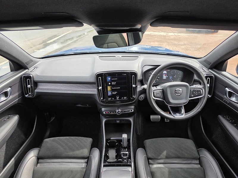 Volvo XC40 D3 R-Design Pro - U3657