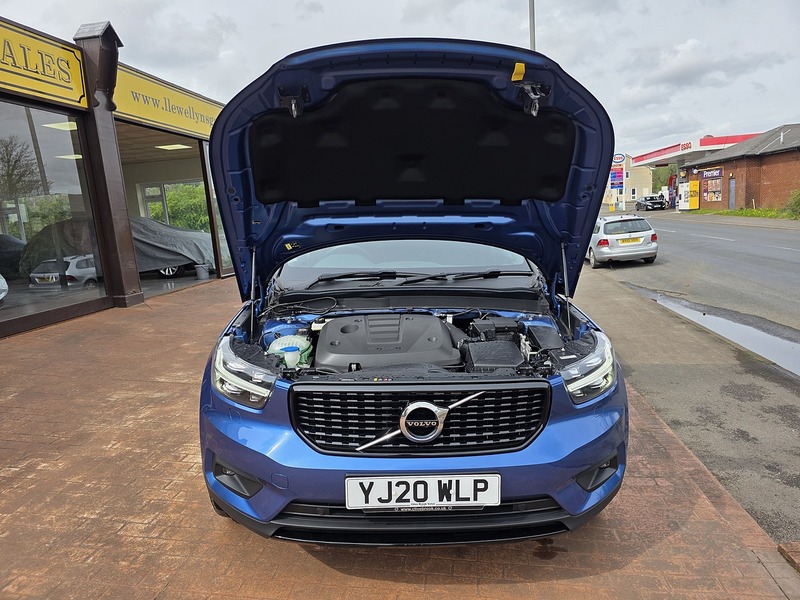 Volvo XC40 D3 R-Design Pro - U3657