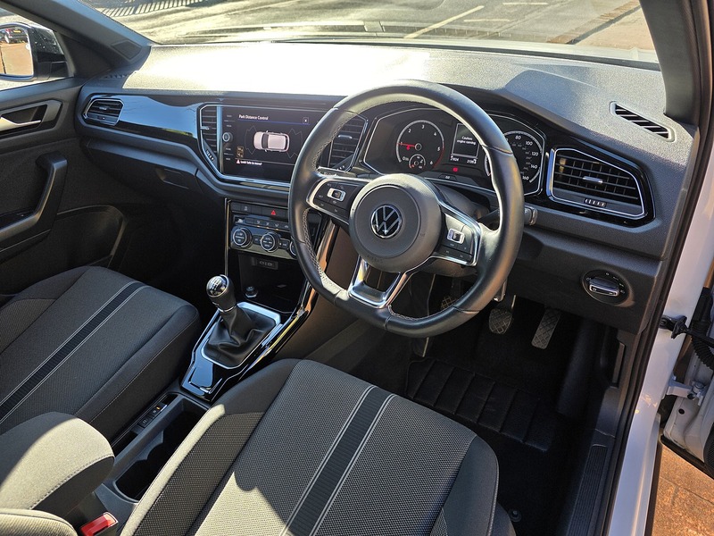 Volkswagen T-Roc TDI Black Edition - U3674