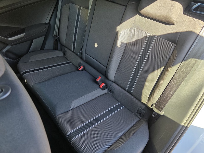Volkswagen T-Roc TDI Black Edition - U3674