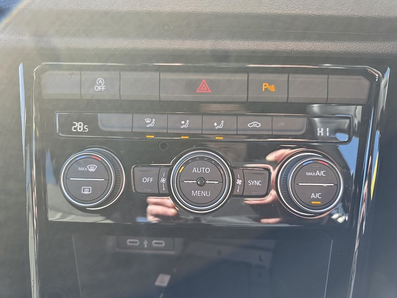 Volkswagen T-Roc TDI Black Edition - U3674
