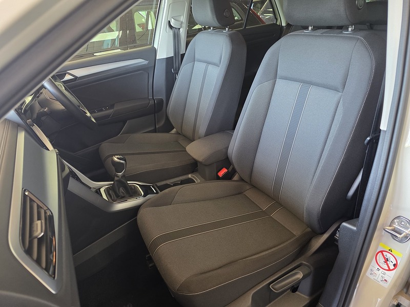 Volkswagen T-Roc TDI Life - U3677