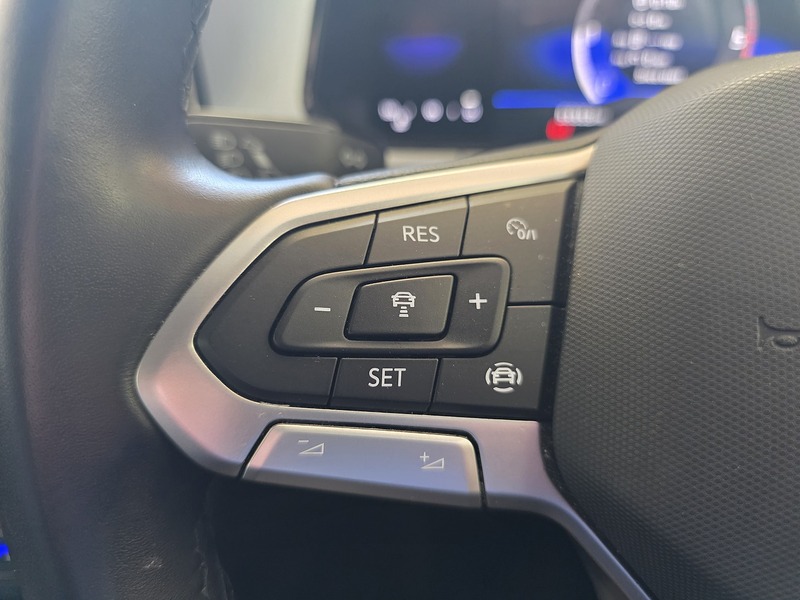 Volkswagen T-Roc TDI Life - U3677