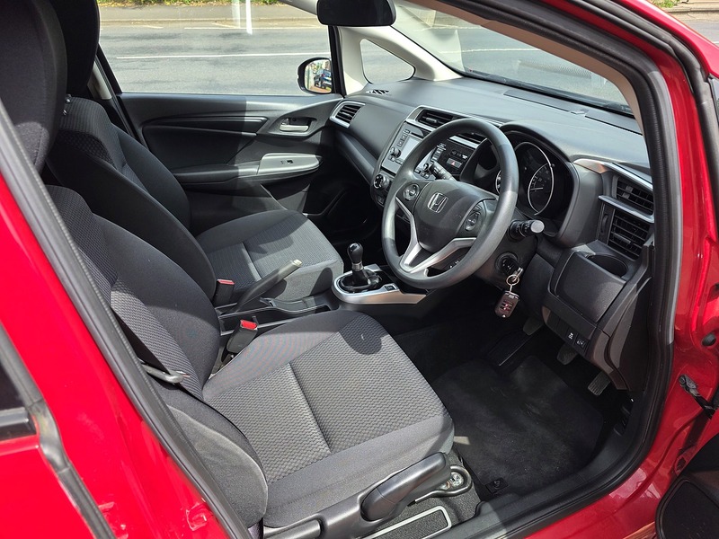 Honda Jazz i-VTEC S - U3678