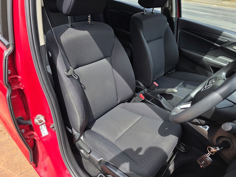 Honda Jazz i-VTEC S - U3678