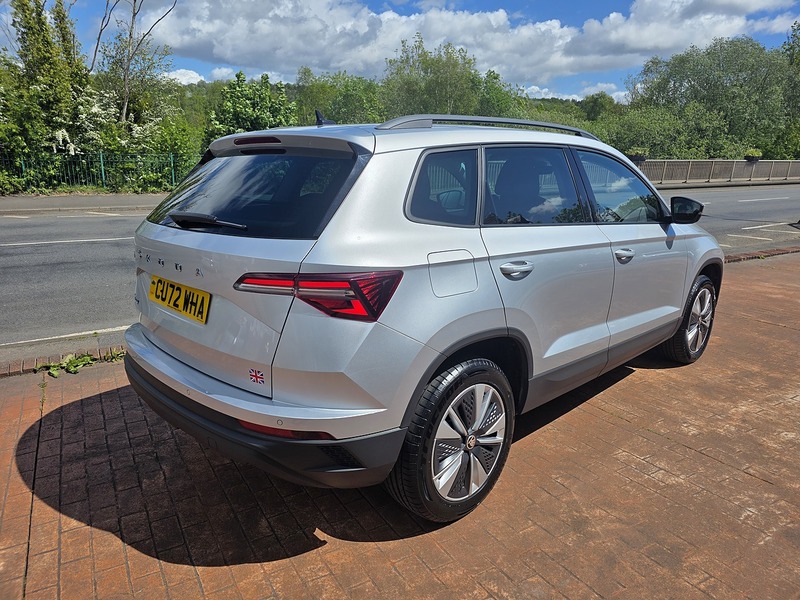 Skoda Karoq TDI SE Drive - U3679