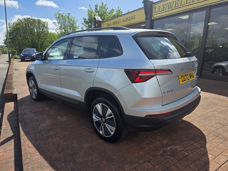 Skoda Karoq TDI SE Drive - U3679