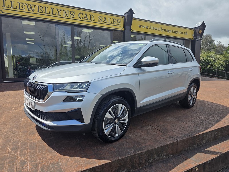 Skoda Karoq TDI SE Drive - U3679